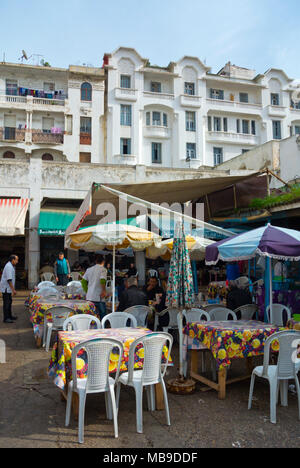 A pranzo il ristorante Le Terrazze, Marche Centrale, mercato centrale, Casablanca, Marocco, Africa settentrionale Foto Stock