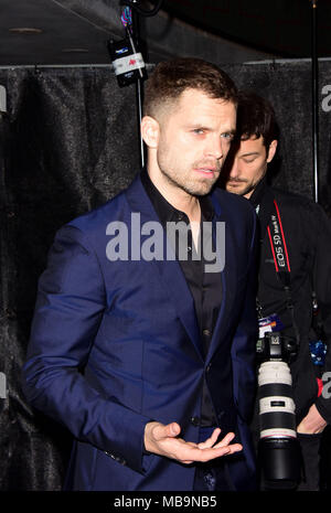 Londra, Regno Unito. 8 Aprile, 2018. Sebastian stan frequentando il Regno Unito Fan event vendicatori infinito a studi televisivi White City di Londra domenica 8 aprile 2018 Credit: Peter Phillips/Alamy Live News Foto Stock