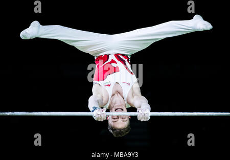 L'Inghilterra del Nilo Wilson vince oro durante gli Uomini Horizontal Bar a Coomera centro sportivo coperto durante il giorno cinque del 2018 Giochi del Commonwealth in Gold Coast, Australia. Foto Stock