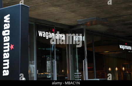 Ristorante della catena Wagamama è stato multato per un importo riservate per non riuscire a pagare il personale il minimo salariale nazionale. Vista generale di Wagamama sulla Southbank. Dotato di: atmosfera, vista in cui: Londra, Regno Unito quando: 09 Mar 2018 Credit: Dinendra Haria/WENN Foto Stock