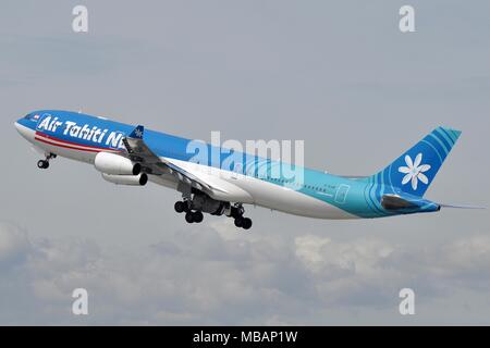 AIR TAHITI NUI Airbus A340-300 F-OJGF SI DISCOSTA DI LOS ANGELES PER PAPEETE. Foto Stock