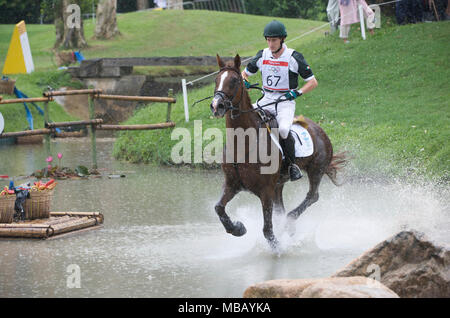 Giochi Olimpici 2008, Hong Kong (giochi di Pechino) Agosto 2008, Niall Griffin (IRE) Lorgaine equitazione, eventing cross country Foto Stock