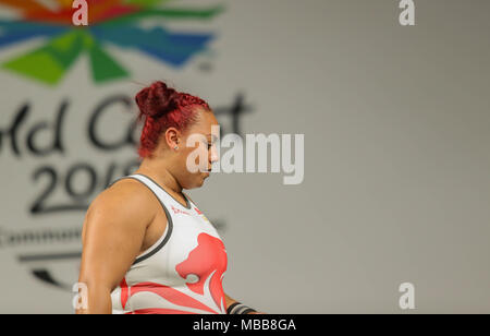 Queensland, Australia. 9 apr, 2018. Emily Campbell comepetes in Womens +90kg finale nel Commonwealth Gameas, Australia Credit: Ben Booth/Alamy Live News Foto Stock