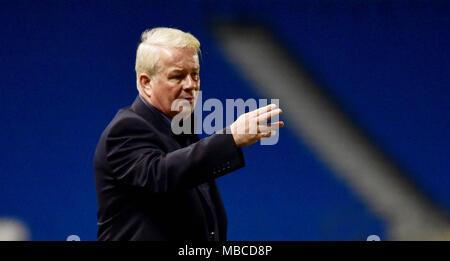 Dermot Drummy, manager di Crawley, durante la finale della Parafix Sussex Senior Challenge Cup tra Brighton e Hove Albion e Crawley Town all'American Express Community Stadium di Brighton UK 3 maggio 2017 (Dermot Drummy è ora deceduto) - solo per uso editoriale. Nessuna merchandising. Per le immagini di calcio si applicano restrizioni fa e Premier League inc. Nessun utilizzo di Internet/mobile senza licenza FAPL - per i dettagli contattare Football Dataco Foto Stock