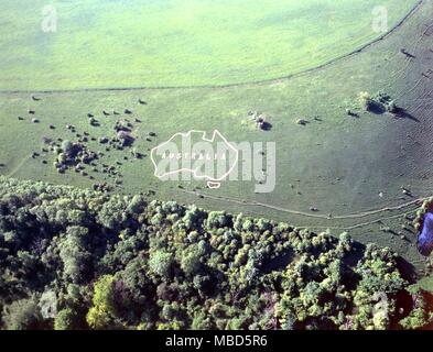 212 Chiselbury Camp (Fovant) Mappa di Australia tagliati a scarpata di antico accampamento presso Chiselbury. ©2006 Charles Walker / Foto Stock