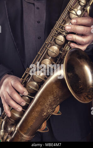 Sassofonista jazz strumento musicale. Sax Alto strumento musicale closeup Foto Stock