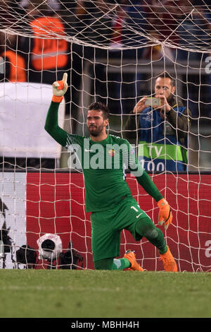 Alisson Ramses Becker di Roma gioia finale durante l' UEFA Champions League ' Quarti di finale, 2st gamba, match tra Roma 3-0 Barcelona a Stadio Olimpico on April 10, 2018 in Roma, Italia. Credito: Maurizio Borsari/AFLO/Alamy Live News Foto Stock