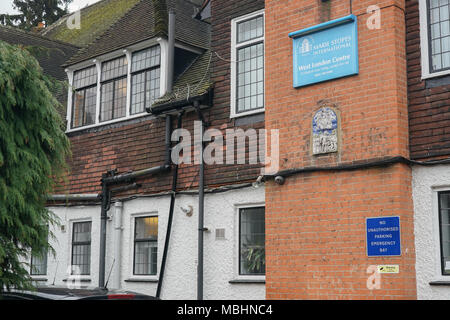 Londra, UIK. 11 aprile 2018. Di Marie Stopes Parkview clinica a vanga Lane, Ealing, London, dopo Ealing Consiglio per la decisione di imporre un divieto sulle proteste al di fuori della clinica. Foto data: mercoledì 11 aprile, 2018. Credito: Roger Garfield/Alamy Live News Foto Stock