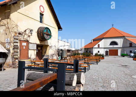 Pivovar un Pivovarské muzeum, Kostelec nad Černými lesy, Středočeský kraj, Česká republika / Birreria e museo della fabbrica di birra a Kostelec nad Cernymi lesy, C Foto Stock