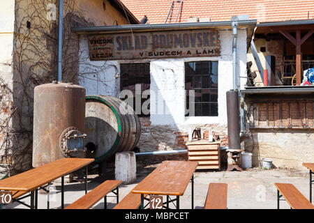 Pivovar un Pivovarské muzeum, Kostelec nad Černými lesy, Středočeský kraj, Česká republika / Birreria e museo della fabbrica di birra a Kostelec nad Cernymi lesy, C Foto Stock