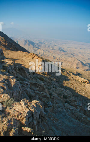 Le montagne della costa del sud dell'Oman vicino Jaylah Foto Stock