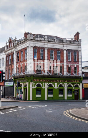 Mulherns Grand Central Bar, Derry City, Londonderry, Irlanda del Nord, Regno Unito Foto Stock