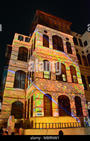 Storico festival Jeddah laser show nel patrimonio mondiale Unesco villaggio storico di Jeddah, Arabia Saudita Foto Stock