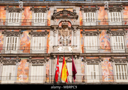 La facciata della Casa de la Panaderia. Plaza Mayor, Madrid, Spagna. Foto Stock