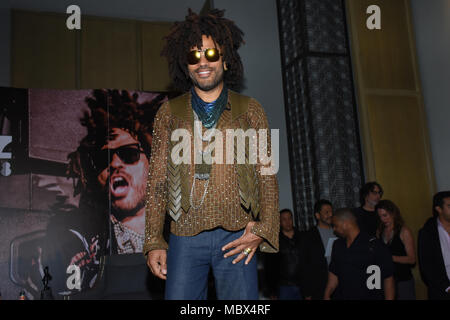 Mexiity, Messico. 11 Aprile, 2018. Cantante americana Lenny Kravitz si è visto nel corso di una conferenza stampa per promuovere il suo Tour Vibratbration hel St. Regis Hotel in Mexiity, Messico. (Foto: Carlos Tischler/Fotoareoarena) Credito: Foto Arena LTDA/Alamy Live News Foto Stock
