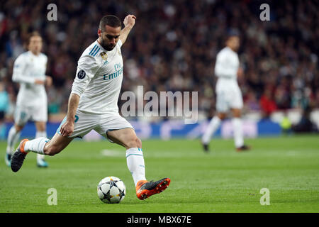 Madrid, Madrid, Spagna. Xi Apr, 2018. Dani Carvajal (Real Madrid) in azione durante la UEFA Champions League round dei quarti di finale corrispondono a seconda gamba partita di calcio tra il Real Madrid e Juventus Torino a Santiago Bernabeu Stadium. Credito: Manu Reino/SOPA Immagini/ZUMA filo/Alamy Live News Foto Stock