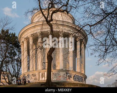 Torre di acqua in giardino sassone, Varsavia, Polonia Foto Stock