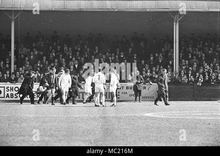 Leeds v uomo Città 1970 Foto Stock