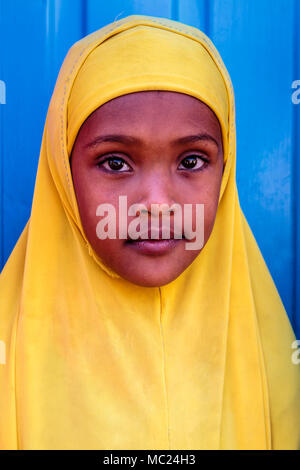L'Etiope Schoolgirl, Harar, Etiopia Foto Stock