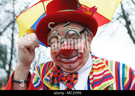 Naso rosso del pagliaccio Foto stock - Alamy