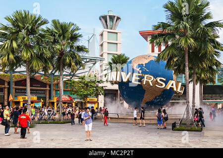 SINGAPORE - Ottobre 17, 2014: Universal Studios di Singapore è un parco a tema situato all'interno di Resorts World Sentosa sull'Isola di Sentosa, Singapore. Foto Stock