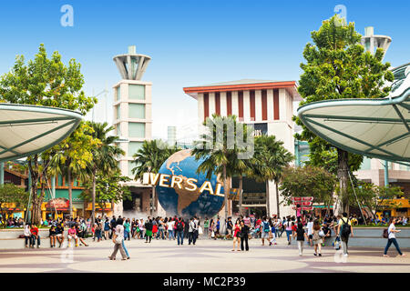 SINGAPORE - Ottobre 17, 2014: Universal Studios di Singapore è un parco a tema situato all'interno di Resorts World Sentosa sull'Isola di Sentosa, Singapore. Foto Stock