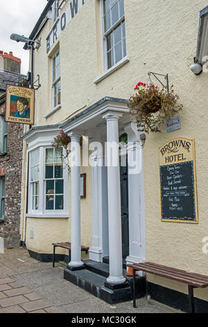 Brown's Guesthouse e bar a Laugharne, Carmarthenshire, Galles del Sud Foto Stock