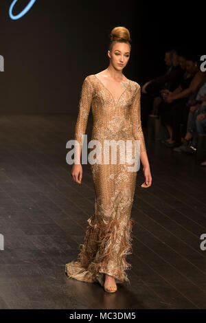 LA SETTIMANA DELLA MODA A MacArthur, Los Angeles, California, Stati Uniti d'America Foto Stock