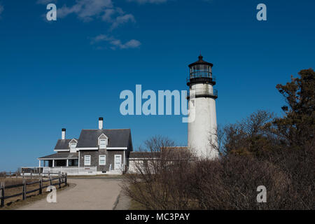 Il Highland Light è attivo un faro costruito nel 1797 sul Cape Cod National Seashore in North Truro, Massachusetts. Foto Stock