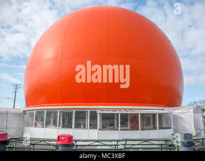 Il mitico Julep arancione un ristorante fast food a Montreal, Quebec, Canada Foto Stock