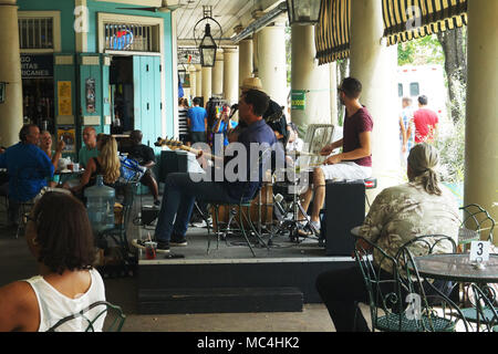 Io e le mie sorelle andò a New Orleans per un paio di giorni prima della scuola avviata Foto Stock