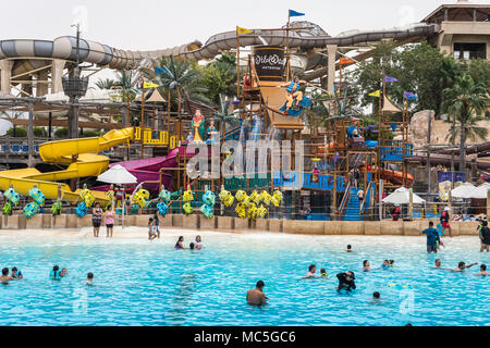 La spiaggia al Wild Wadi waterpark in Dubai, UAE, Medio Oriente. Foto Stock