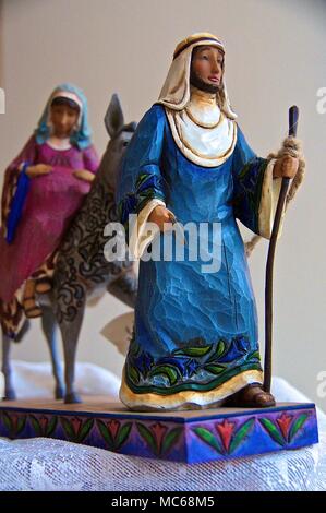 Le scene della natività con immagini in ceramica Foto Stock