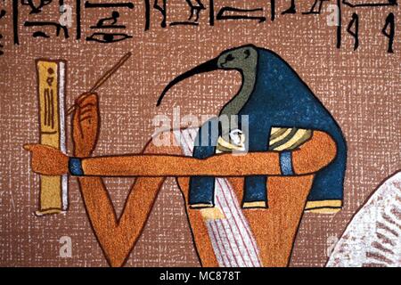 Mitologia egiziana - THOTH il dio dalla testa di ibis, Thoth, che ha insegnato agli uomini di lettere, astrologia e la sapienza ermetica. Dal Budge edizione del Libro Egiziano dei Morti. Foto Stock