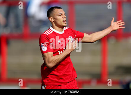 Accrington Stanley Kayden Jackson celebra il suo bilanciere durante la scommessa del Cielo lega due corrispondono alla Wham Stadium, Accrington. Foto Stock