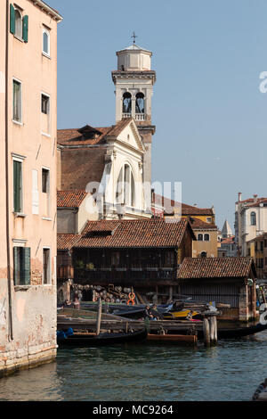 Squero di San Trovaso, le gondole, Venezia, Italia Foto Stock