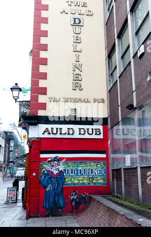 Aprile 12th, 2018, Dublino, Irlanda - Auld Dubliner nel quartiere di Temple Bar, situato sulla sponda sud del fiume Liffey Foto Stock