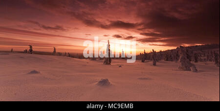 Scena da Olostunturi cadde in Muonio, Lapponia, Finlandia Foto Stock