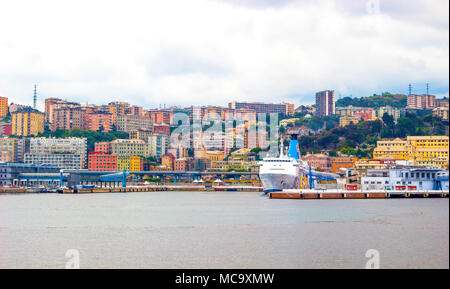 Genova, Italia - 23 giugno 2017 vista di Genova Italia - Porto Antico, vista del porto di Genova - Italia. Foto Stock