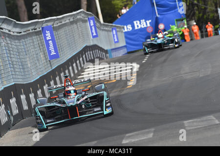 Roma Super Pole della prima ROMA E-premio nel quartiere Eur di Roma. Nella foto: Mitch Evans (Jaguar Racing). 14/04/2018, Roma, Italia Foto Stock