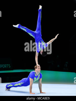 Anversa, Belgio. Xiv Apr, 2018. Sultanbenk Naisbayev (KAZ) sono in concorrenza in uomini finale di gruppo durante la XXVI Campionato Mondiale di ginnastica acrobatica 2018 a Lotto Arena Sabato, 14 aprile 2018. Anversa, Belgio. Credito: Taka G Wu Credito: Taka Wu/Alamy Live News Foto Stock