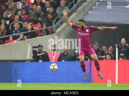 Londra, Regno Unito. Xiv Apr, 2018. Raheem Sterling del Manchester City durante il match di Premier League tra Tottenham Hotspur e il Manchester City a Wembley Stadium il 14 aprile 2018 a Londra, Inghilterra. (Foto di John Rainford/phcimages. Credito: Immagini di PHC/Alamy Live News Foto Stock
