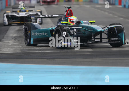 Roma, Italia. Xiv Apr, 2018. 14.04.2018. EUR, Roma, Italia: ABB Formula-E campionato FIA di Roma e Premio 2018. Sam Bird con Virgin Racing win E- Prix 2018a Roma, Lucas di Grassi, Audi Sport un Lotterer con TECHEETAH. Credit: Indipendente Agenzia fotografica/Alamy Live News Foto Stock