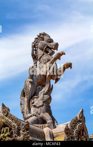 Bellissimo il carving al Santuario della Verità, della Thailandia Foto Stock