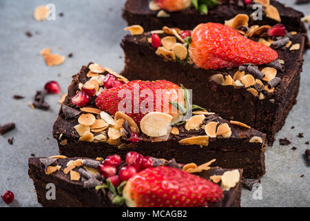 Dolce brownie al cioccolato fette, vista dall'alto. Foto Stock