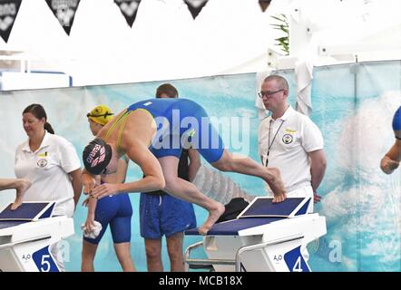 Bergen, Norvegia . Xv Apr, 2018. Bergen, Norvegia. Xv Apr, 2018. Sarah Sjöström della Svezia con 24.71 e miglior tempo in finale al più tardi oggi a 50m freestyle a Bergen nuotare Festival. La finale si terrà in tre round knockout cup. Credito: Kjell Eirik Irgens Henanger/Alamy Live News Credito: Kjell Eirik Irgens Henanger/Alamy Live News Foto Stock