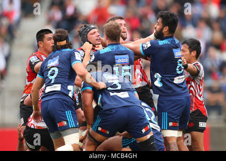 Tokyo, Giappone. Xiv Apr, 2018. Vista generale del Rugby : 2018 Super partita di rugby tra Sunwolves 10-24 Blues al Prince Chichibu Memorial Stadium a Tokyo in Giappone . Credito: YUTAKA AFLO/sport/Alamy Live News Foto Stock