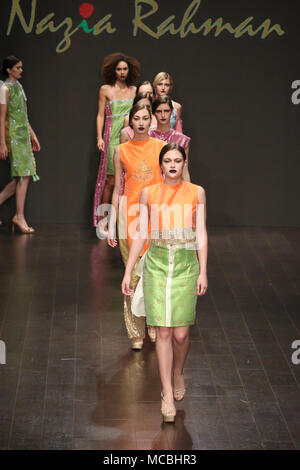 Cuori di arte moda la Fashion Week - Nazia Rahman - Passerella del MacArthur dotate: modello dove: Los Angeles, California, Stati Uniti quando: 14 Mar 2018 Credit: Sheri Determan/WENN.com Foto Stock