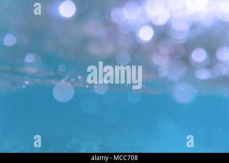 Abstract background bolla. bolle di aria sotto l'acqua. Abstract sfondo blu Foto Stock
