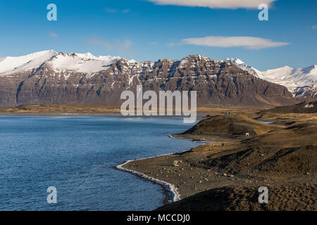 Jökulsárlón laguna dal ghiacciaio Breiðamerkurjökull proveniente dal vulcano Öraefajökull lungo la costa sud dell'Islanda [Nessun modello di release; disponibile per Foto Stock